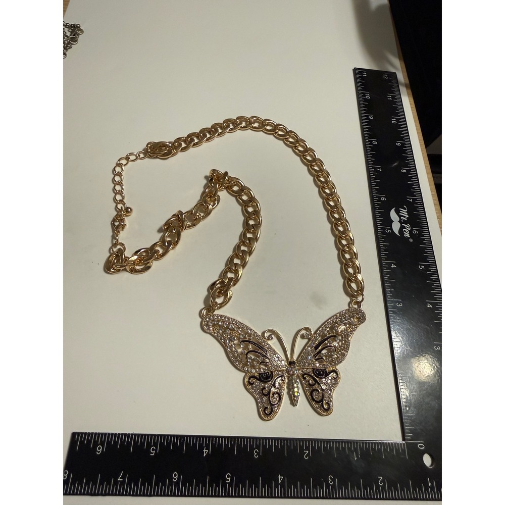 Gold Tone Butterfly Statement Necklace Enamel Chunky Curb Chain 16-19in - Picture 2 of 4